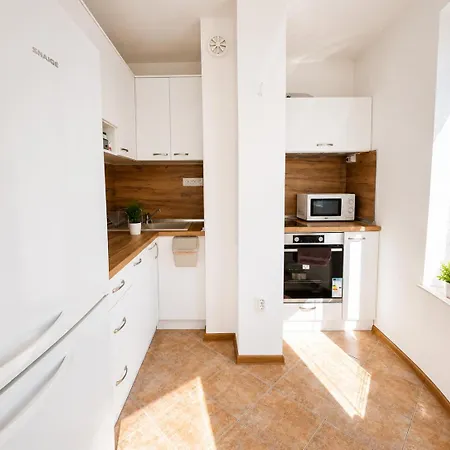 1br Ap With Location & Big Balcony Várna